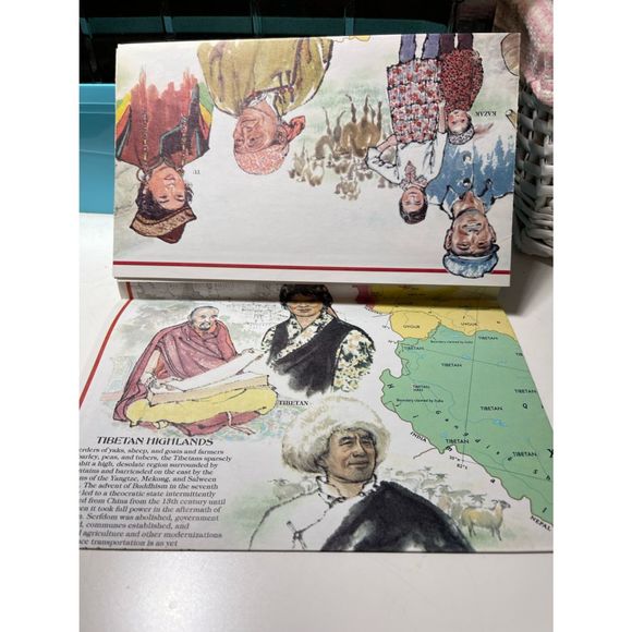 1980 National Geographic Magazine The Peoples of China - Picture 3 of 3